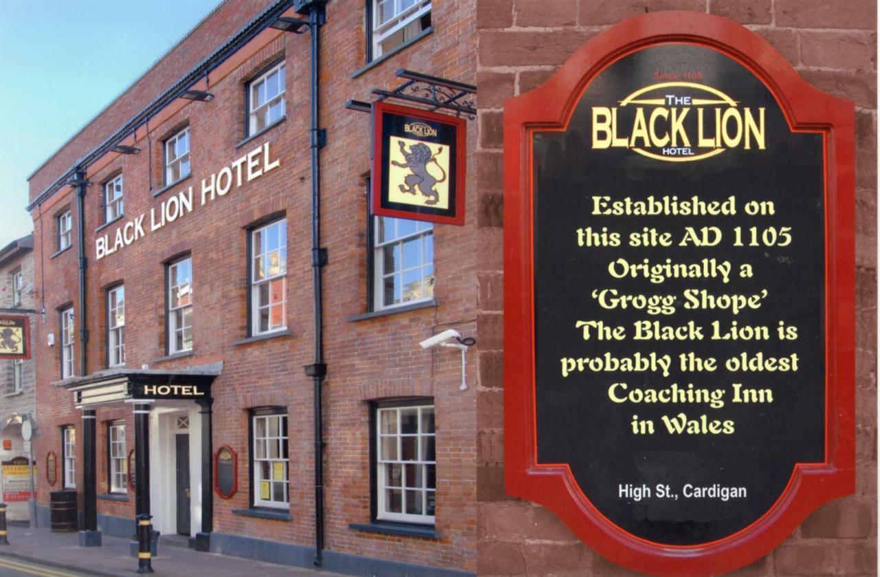 The Black Lion Hotel Cardigan Esterno foto